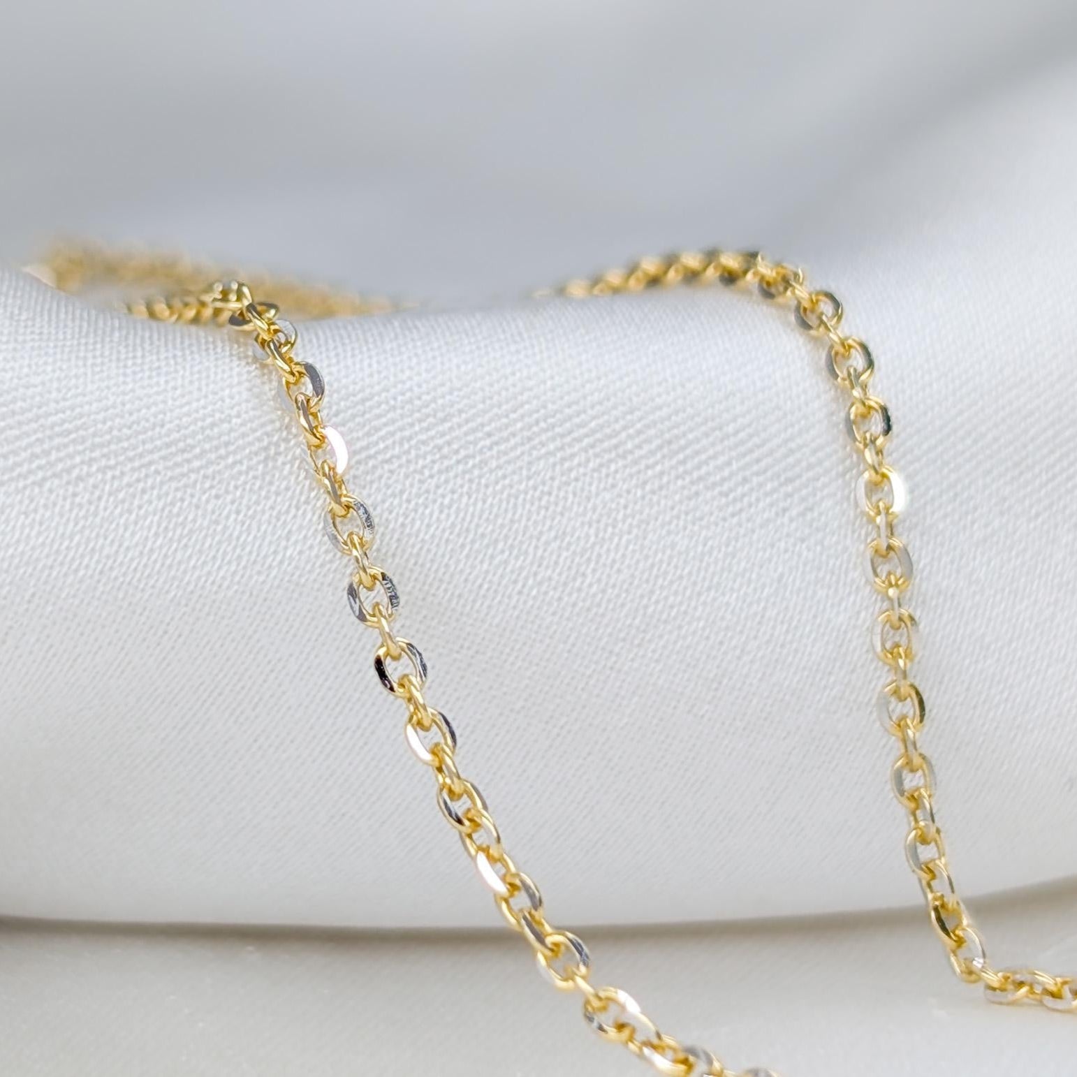 Mini Pavé Rolo Chain