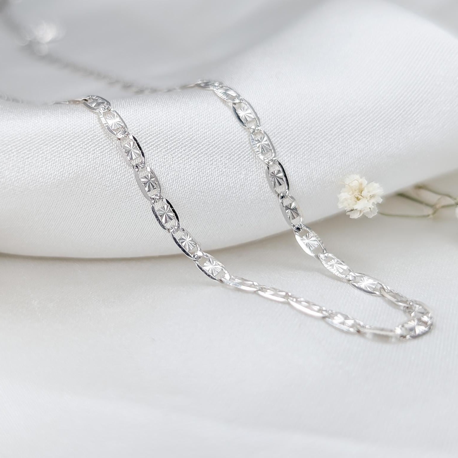 Diamond Cut Valentino Link Chain