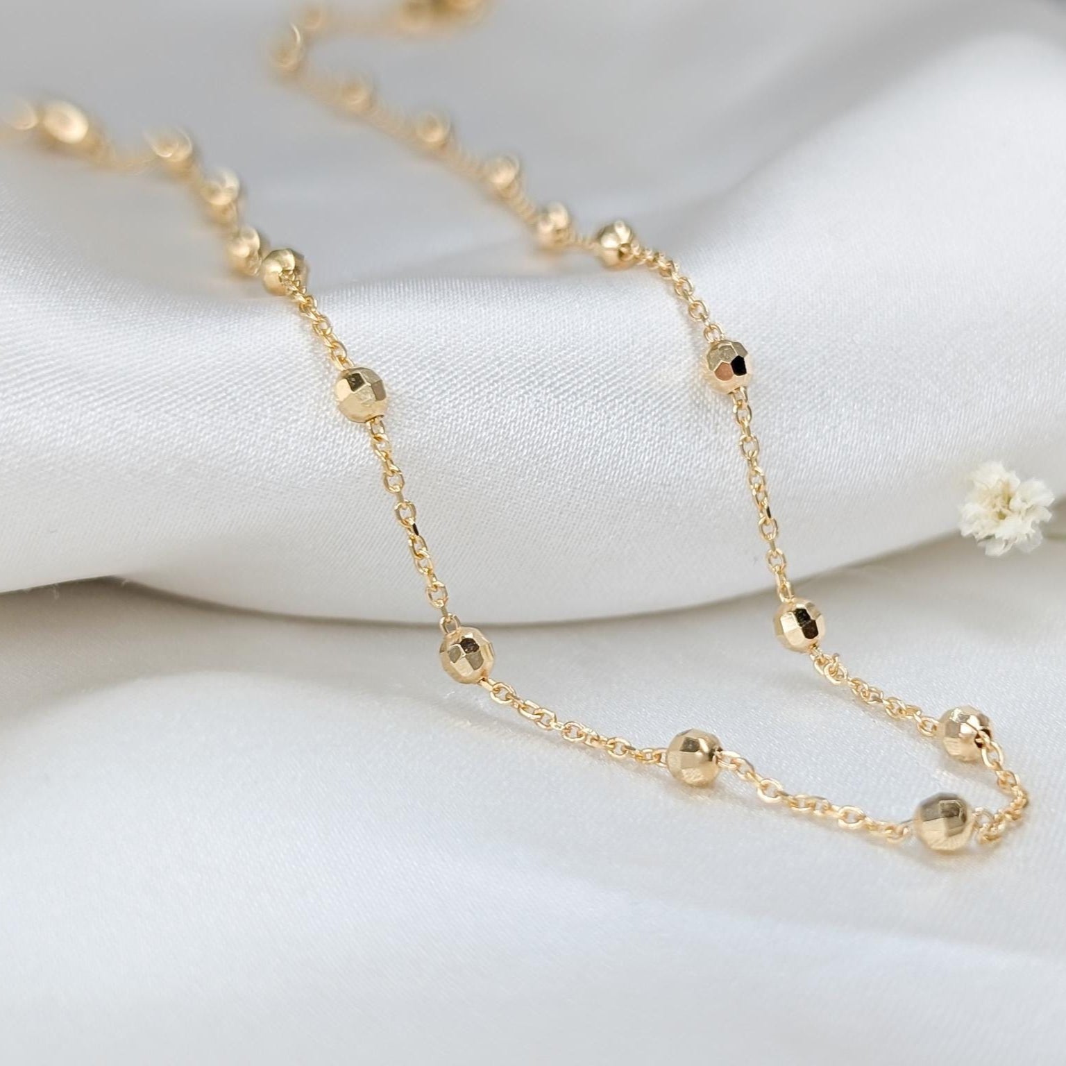 Satellite Chain Necklace