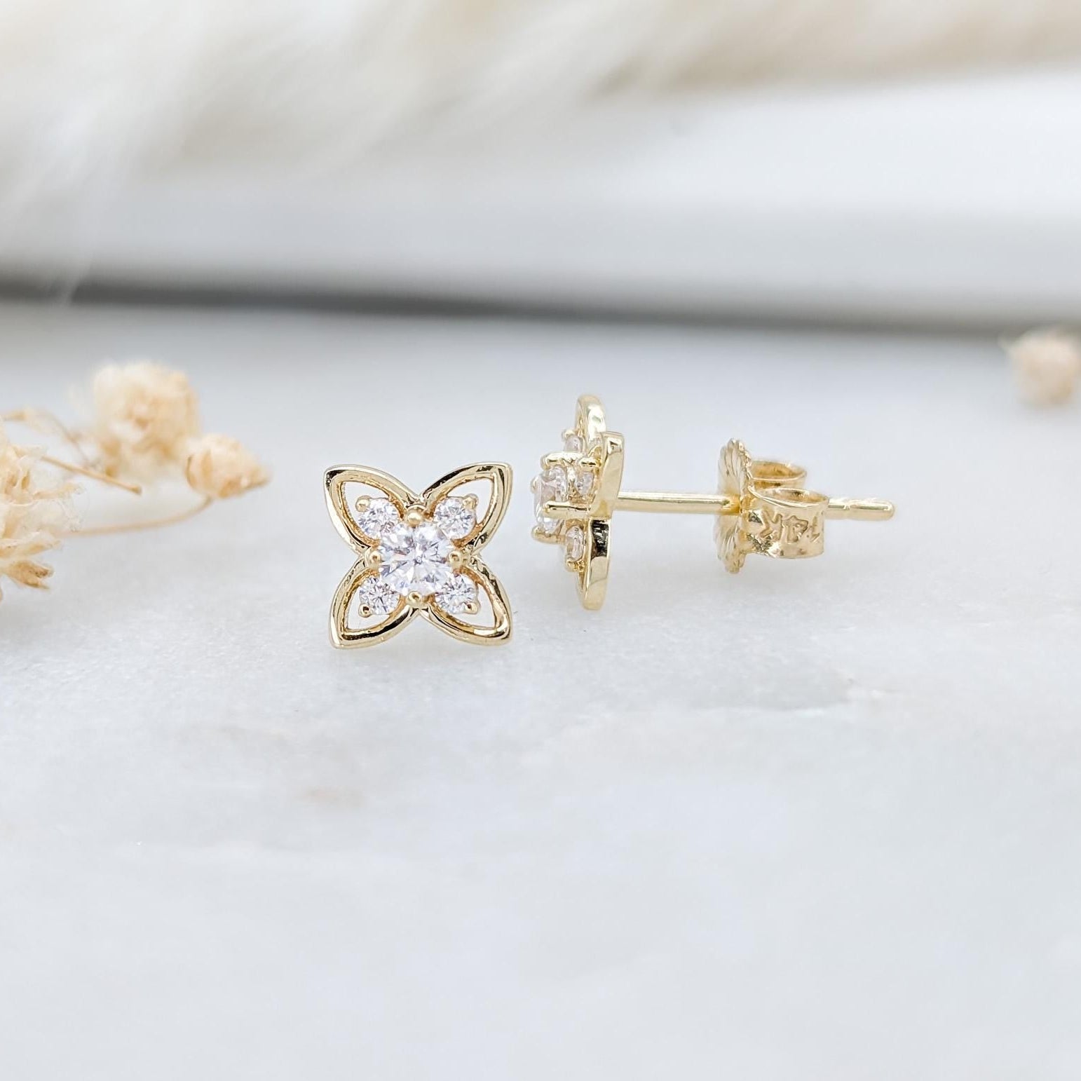 Aurora Clover Earrings