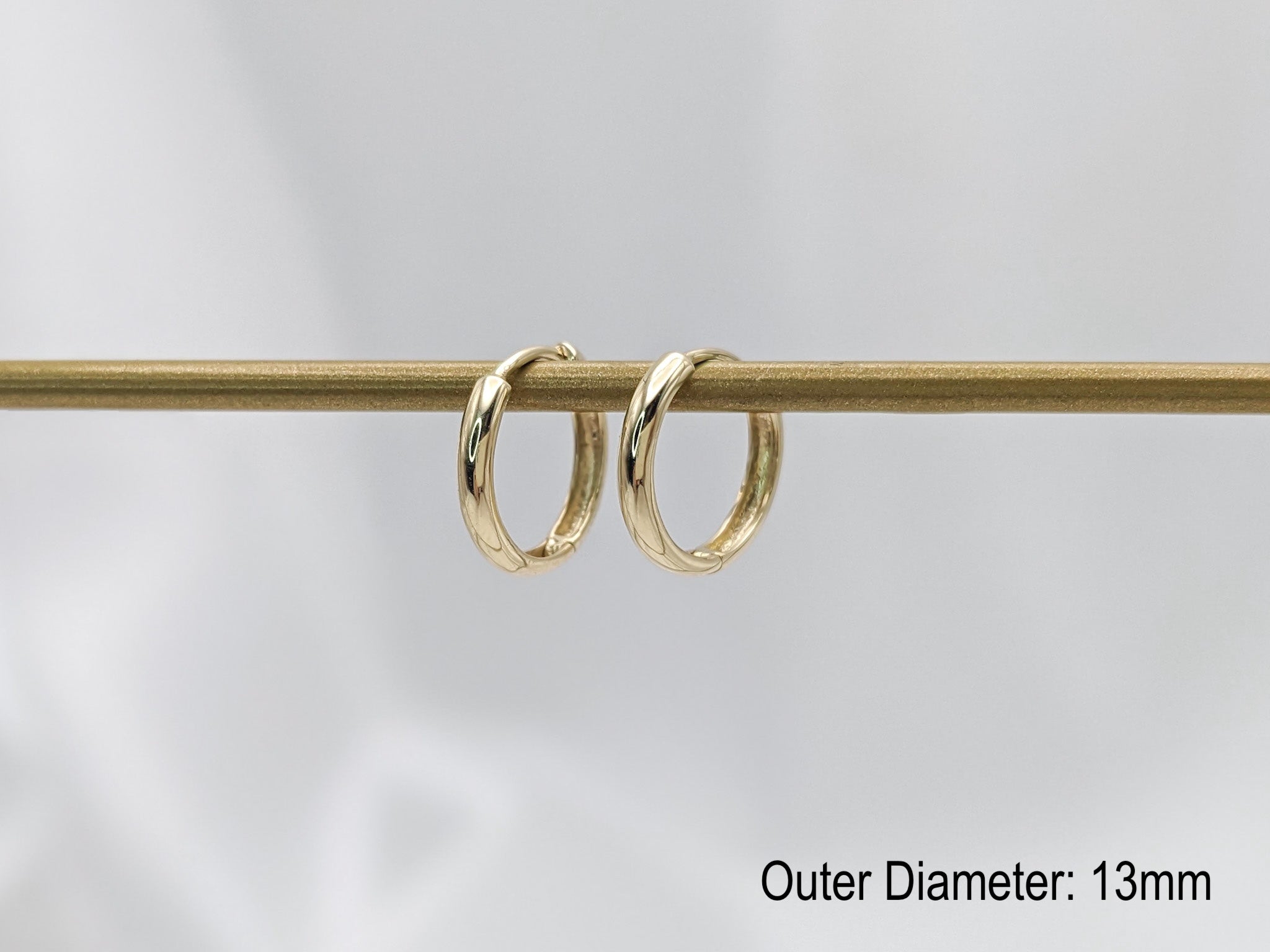 Medium Gold Hoop Earrings - 13mm