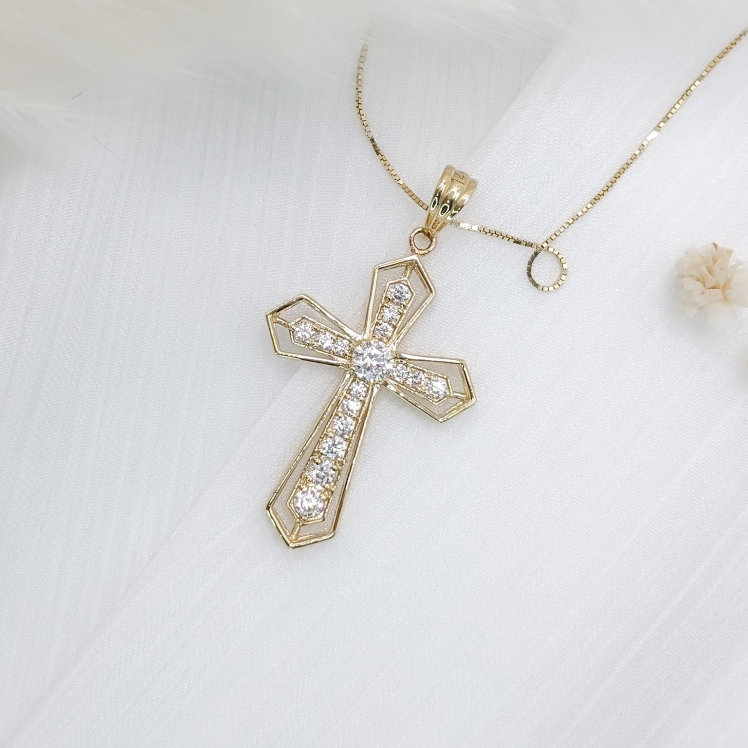 Roman Cross Pendant