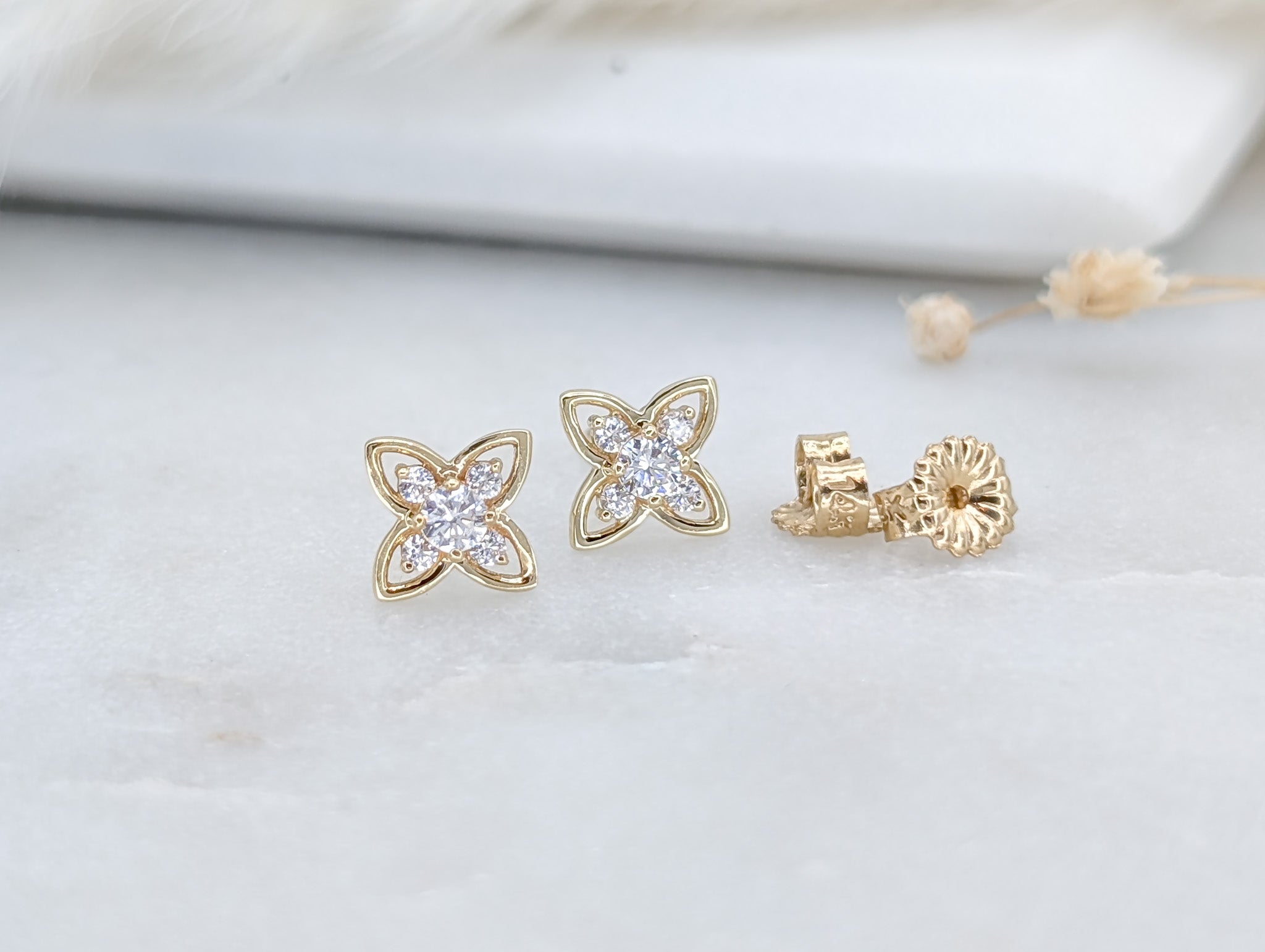 Aurora Clover Earrings