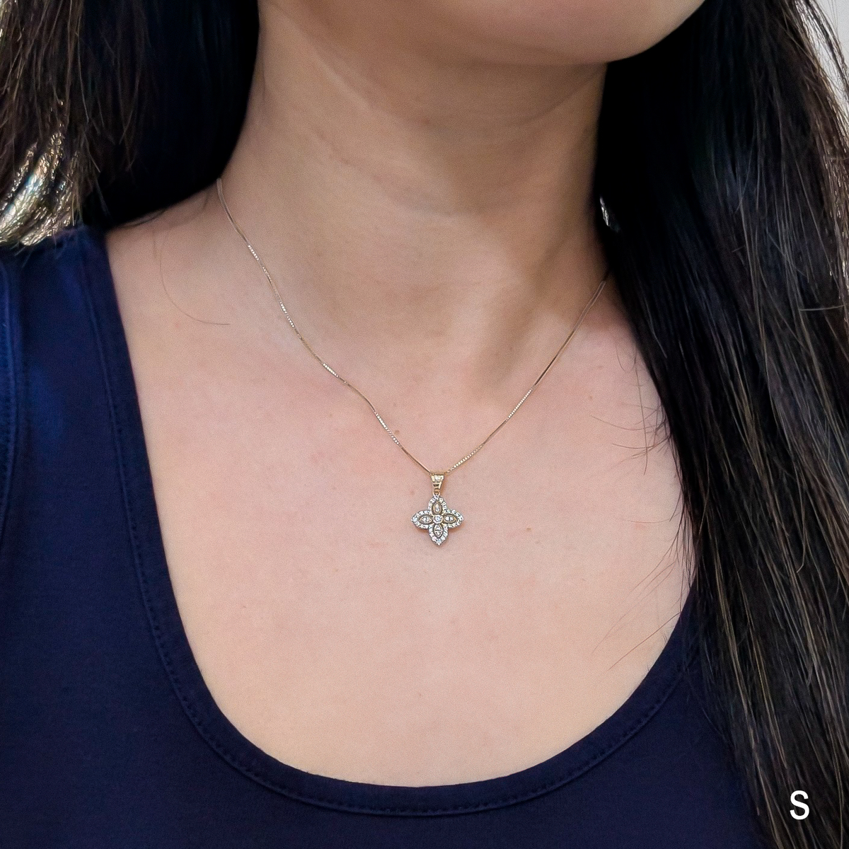 Petal Clover Pendant