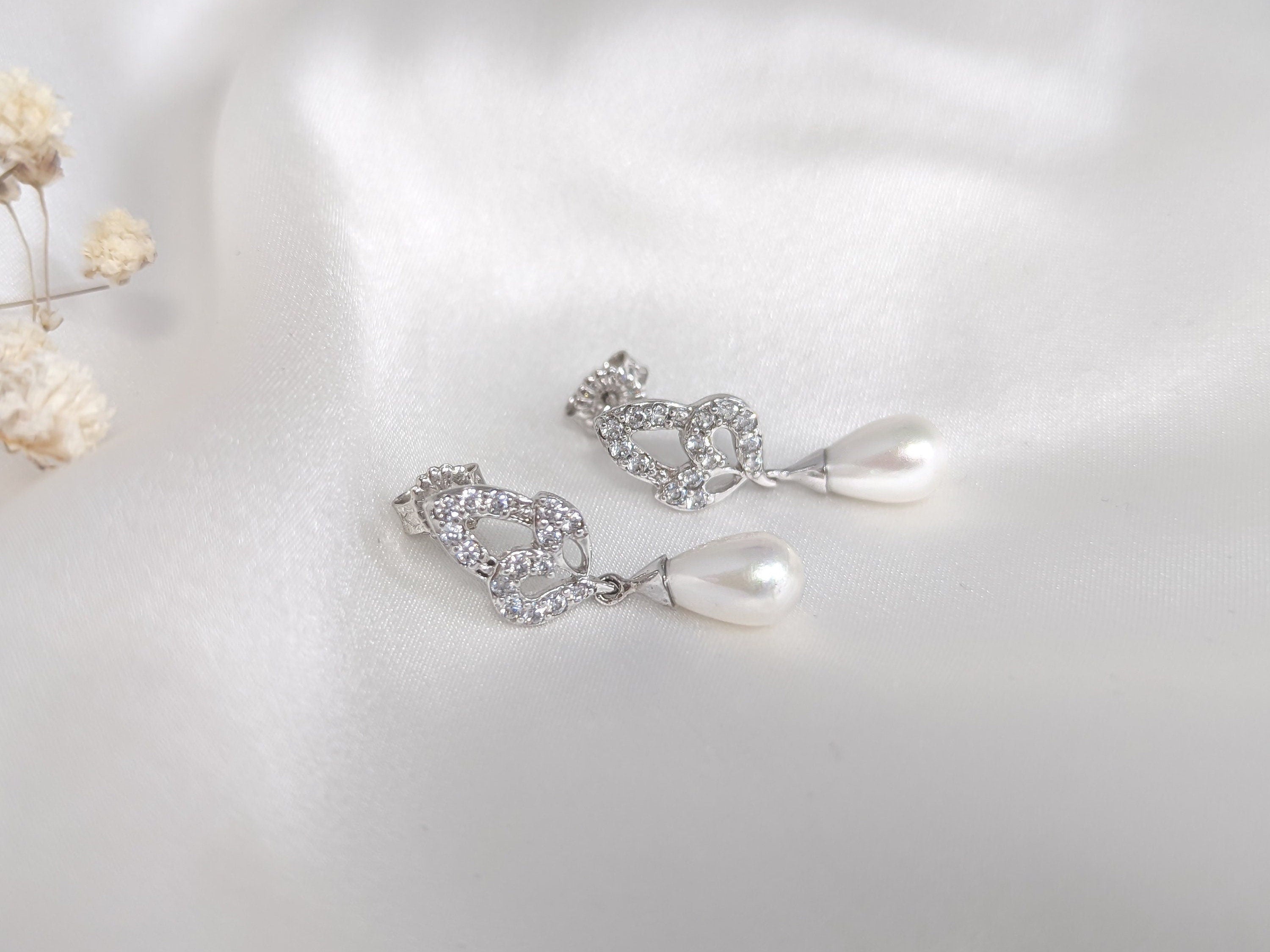 Pearl Drop Earrings