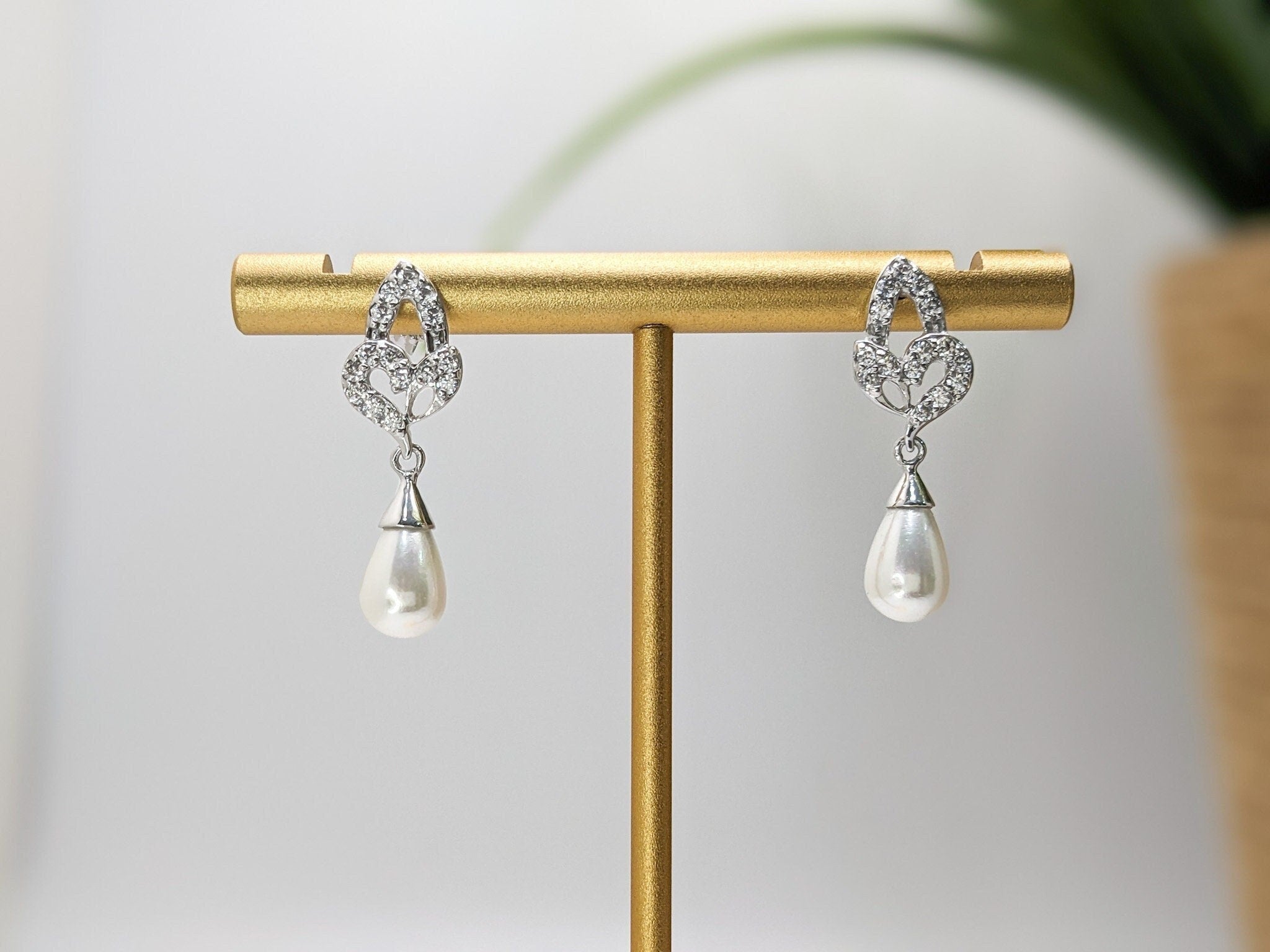 Pearl Drop Earrings
