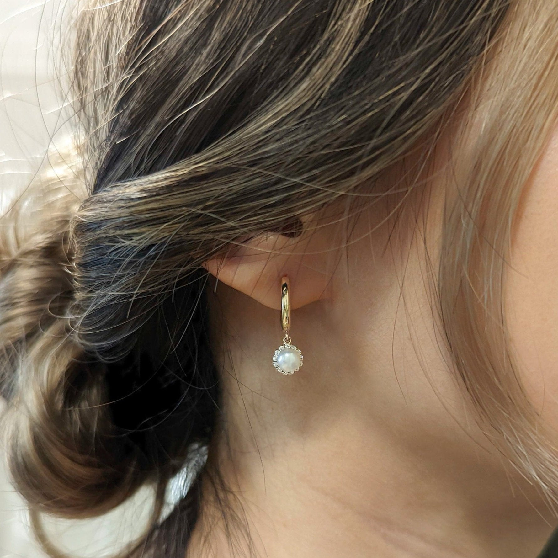 Halo Pearl Hoop Earring