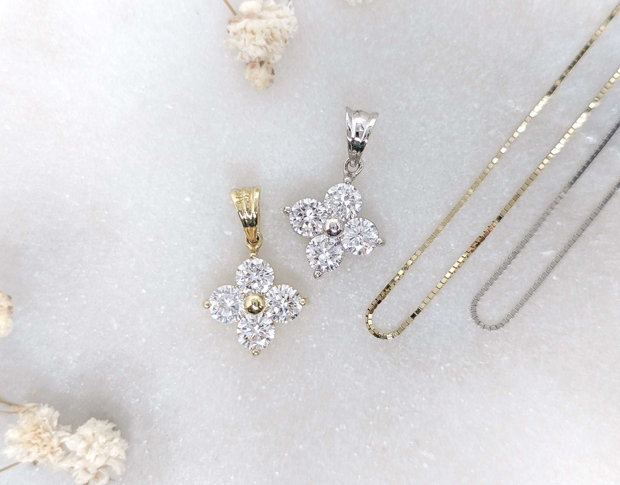 Clover Cluster Pendant