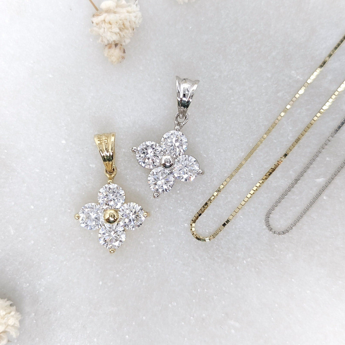 Clover Cluster Pendant