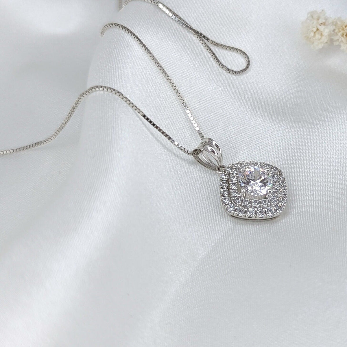 Square Cushion Pendant