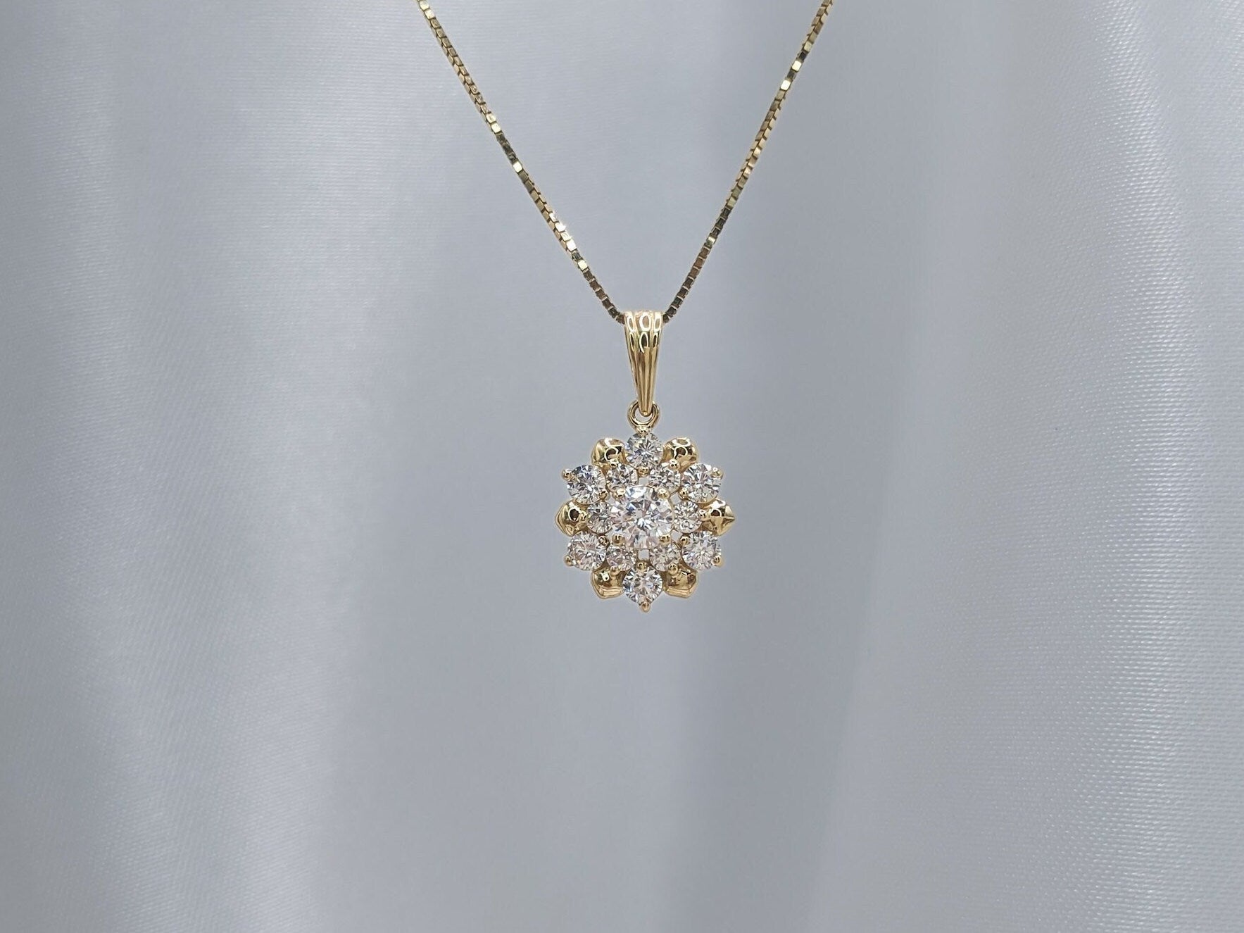 Petals Blooming Pendant