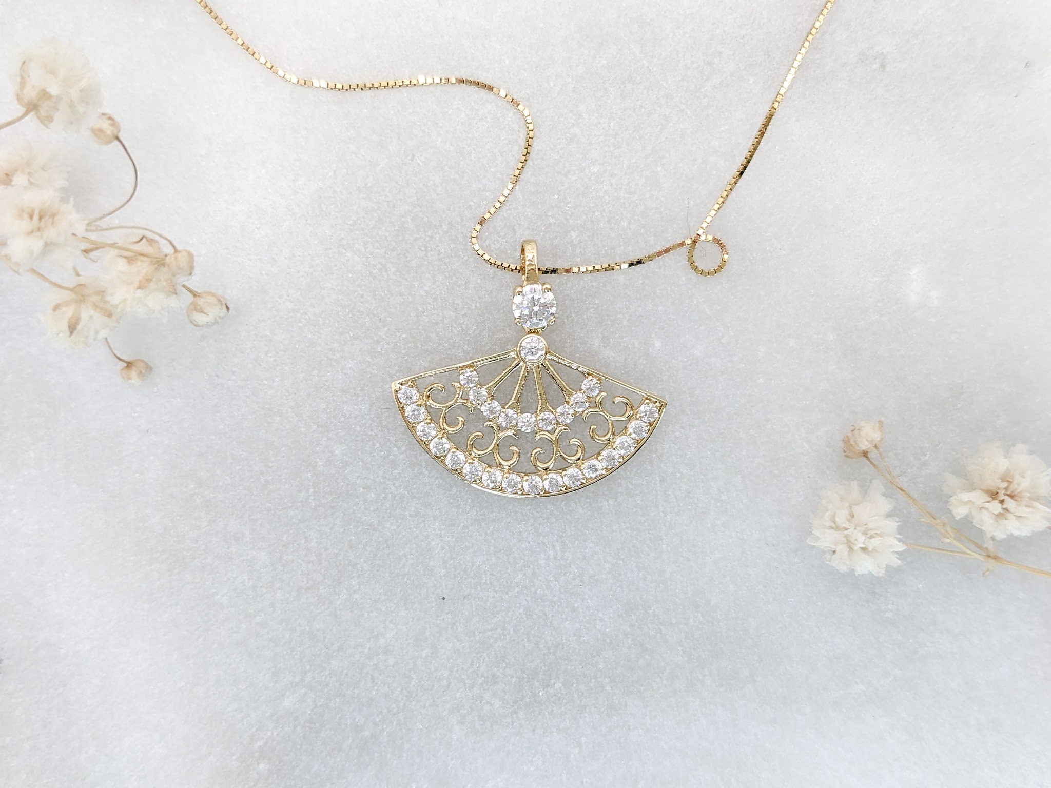 Vintage Fan Pendant