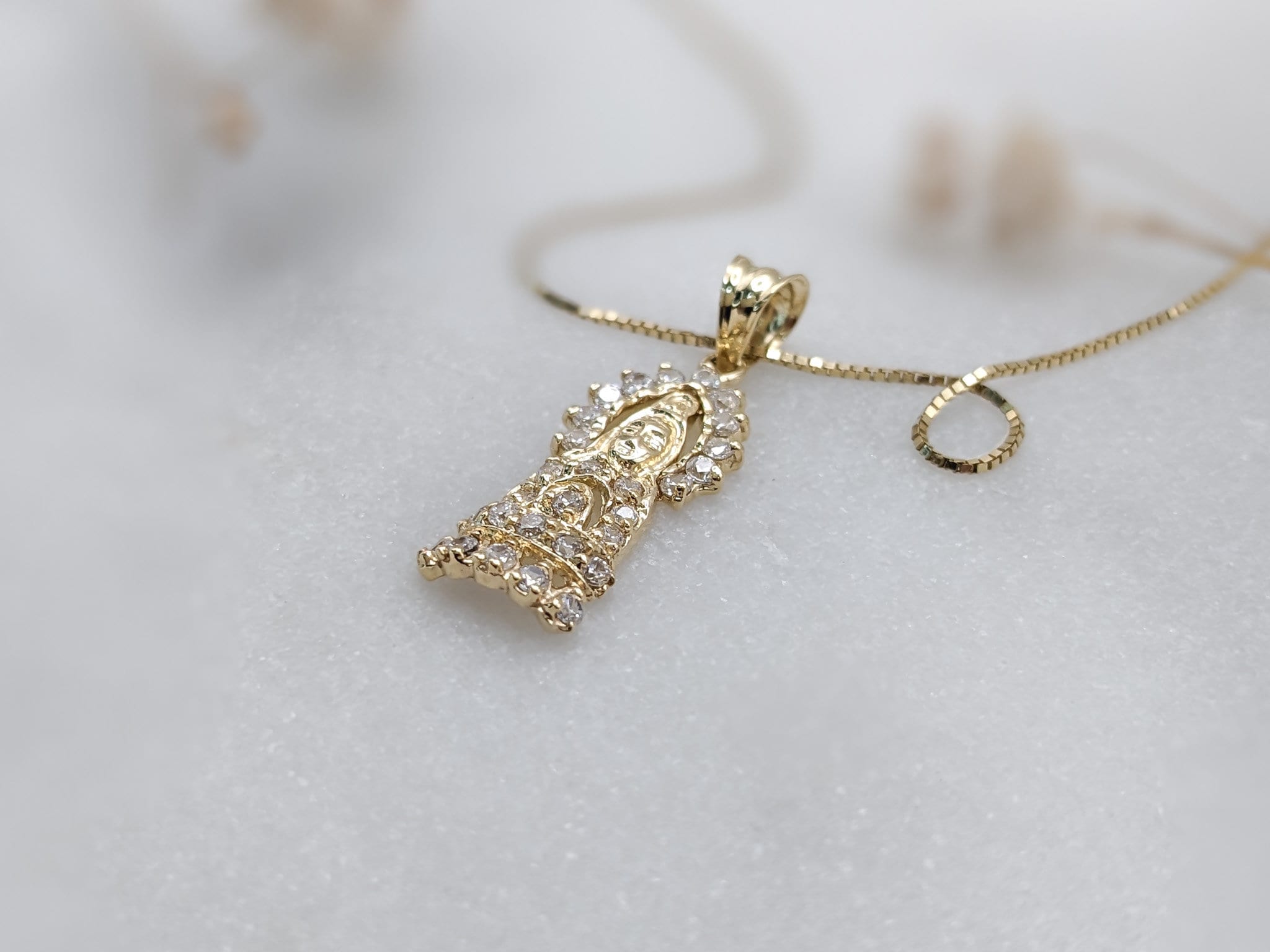Mini Lady Buddha Pendant