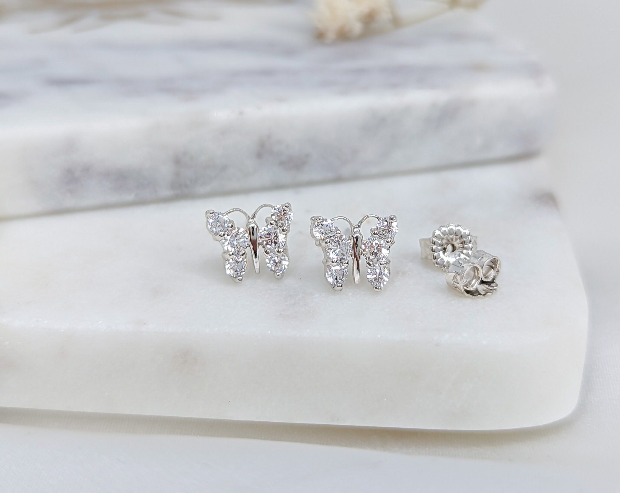 Dainty Butterfly Earring