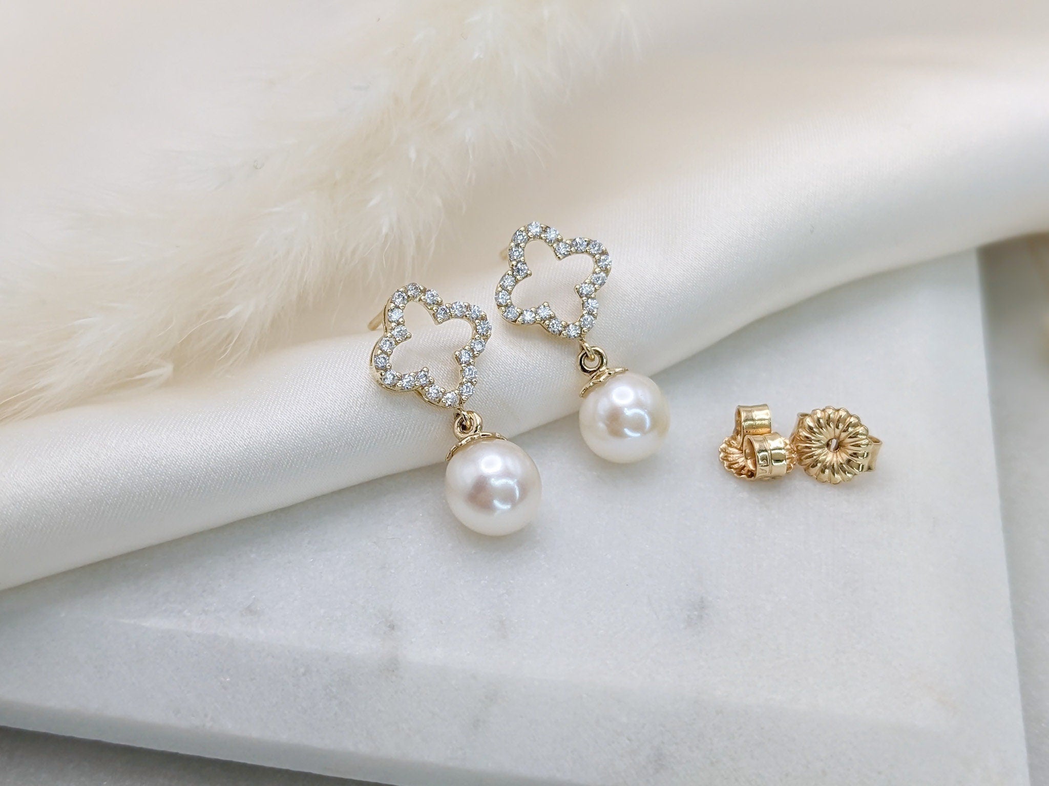 Clover Pearl Drop Earrings