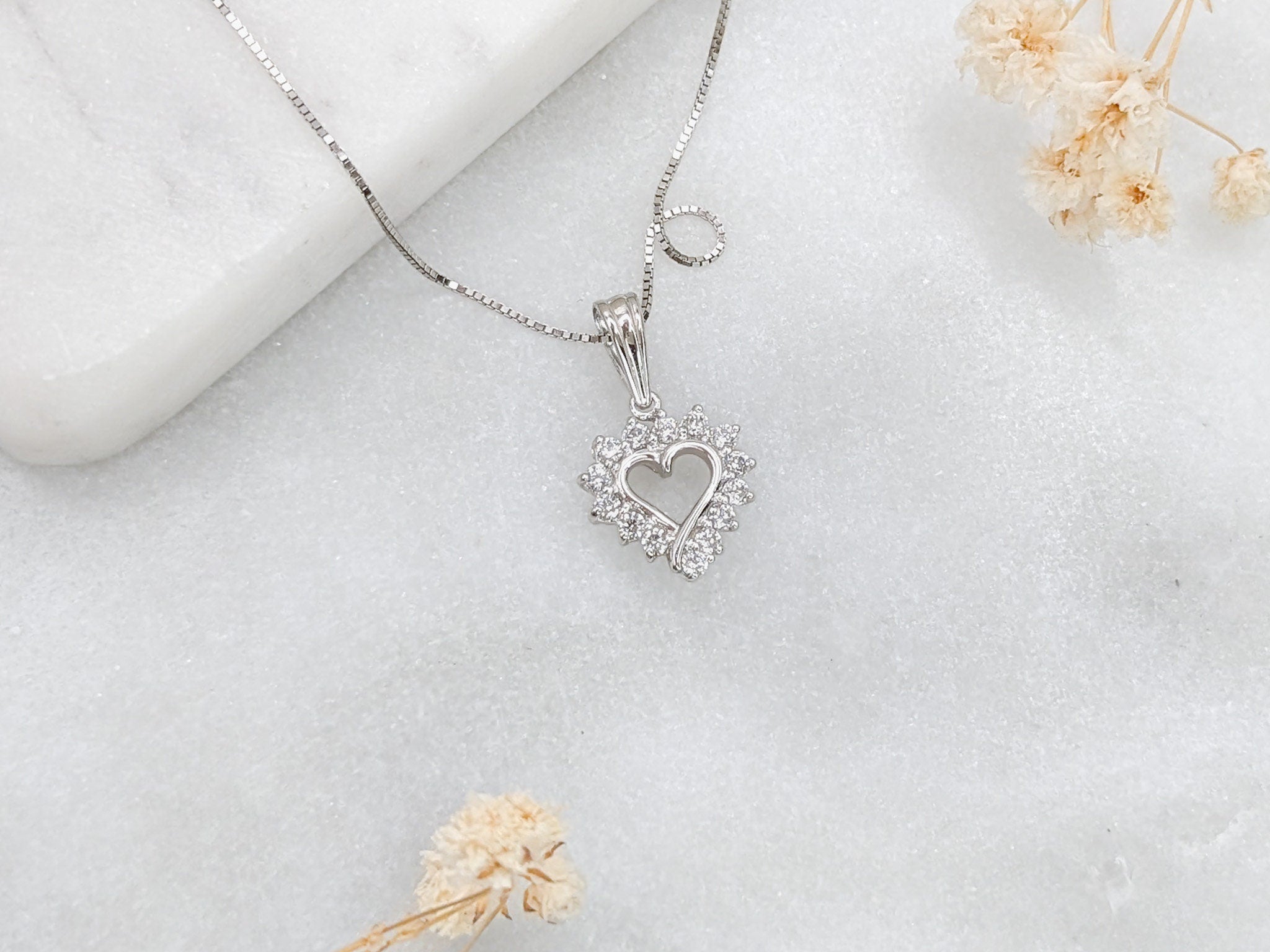 Classic Heart Pendant