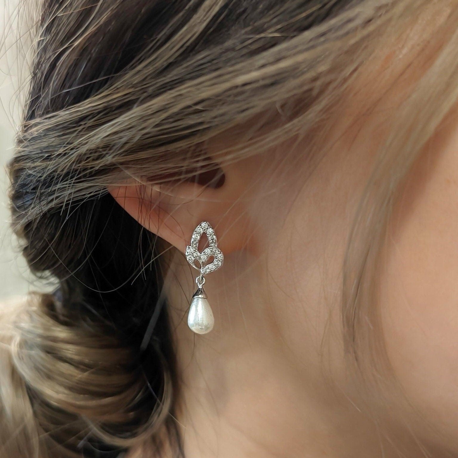 Pearl Drop Earrings