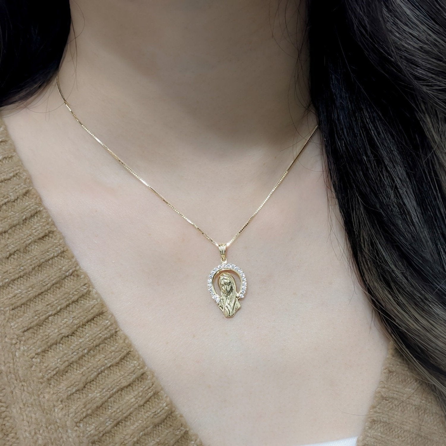 Small Virgin Mary Pendant