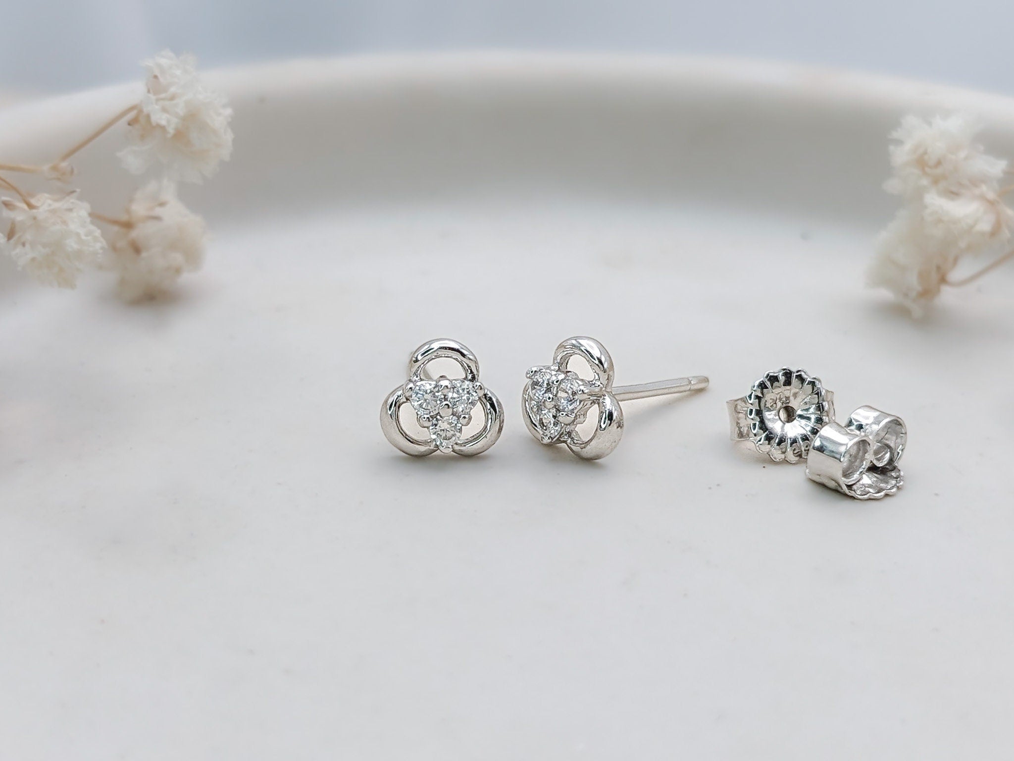 Trillium Flower Earrings