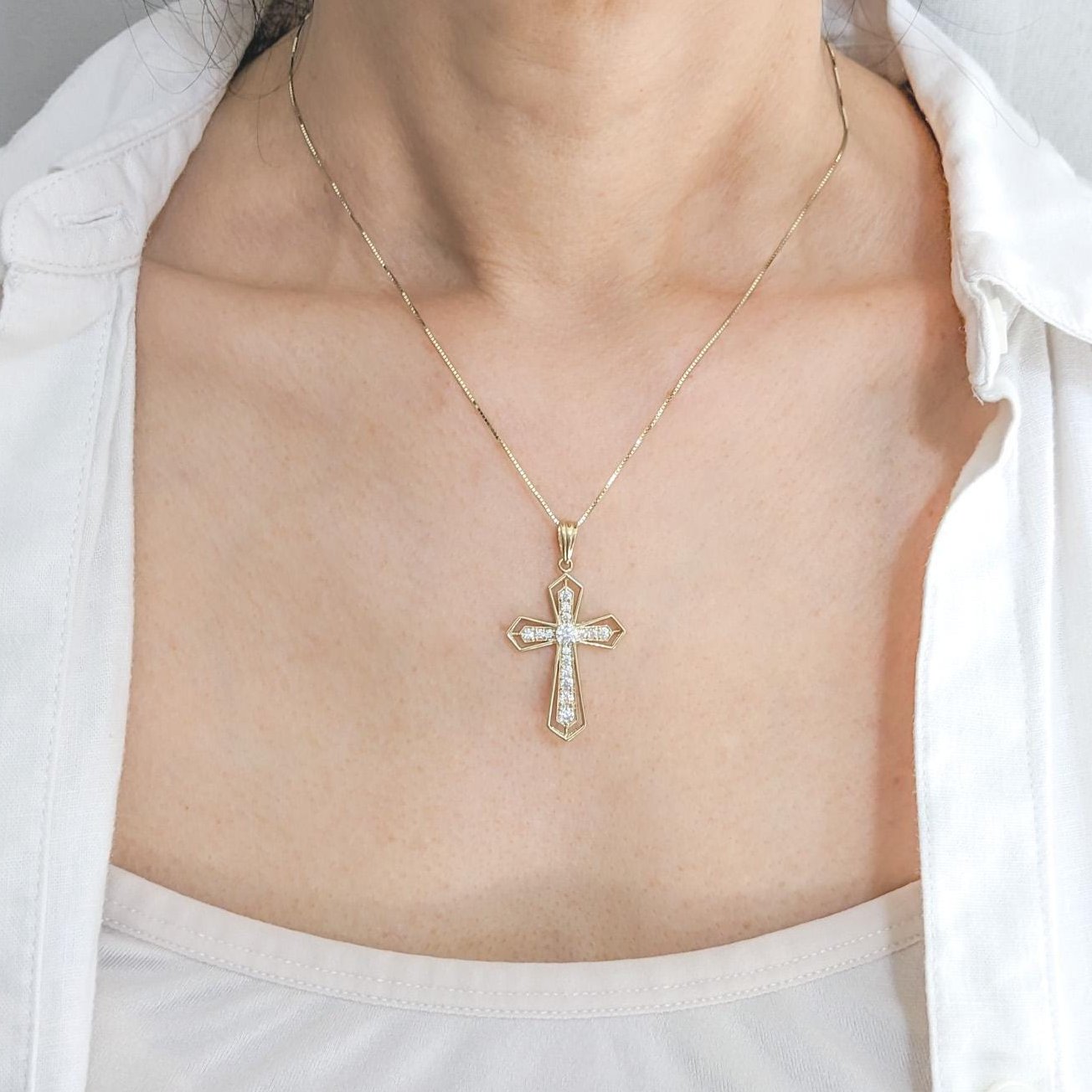 Roman Cross Pendant
