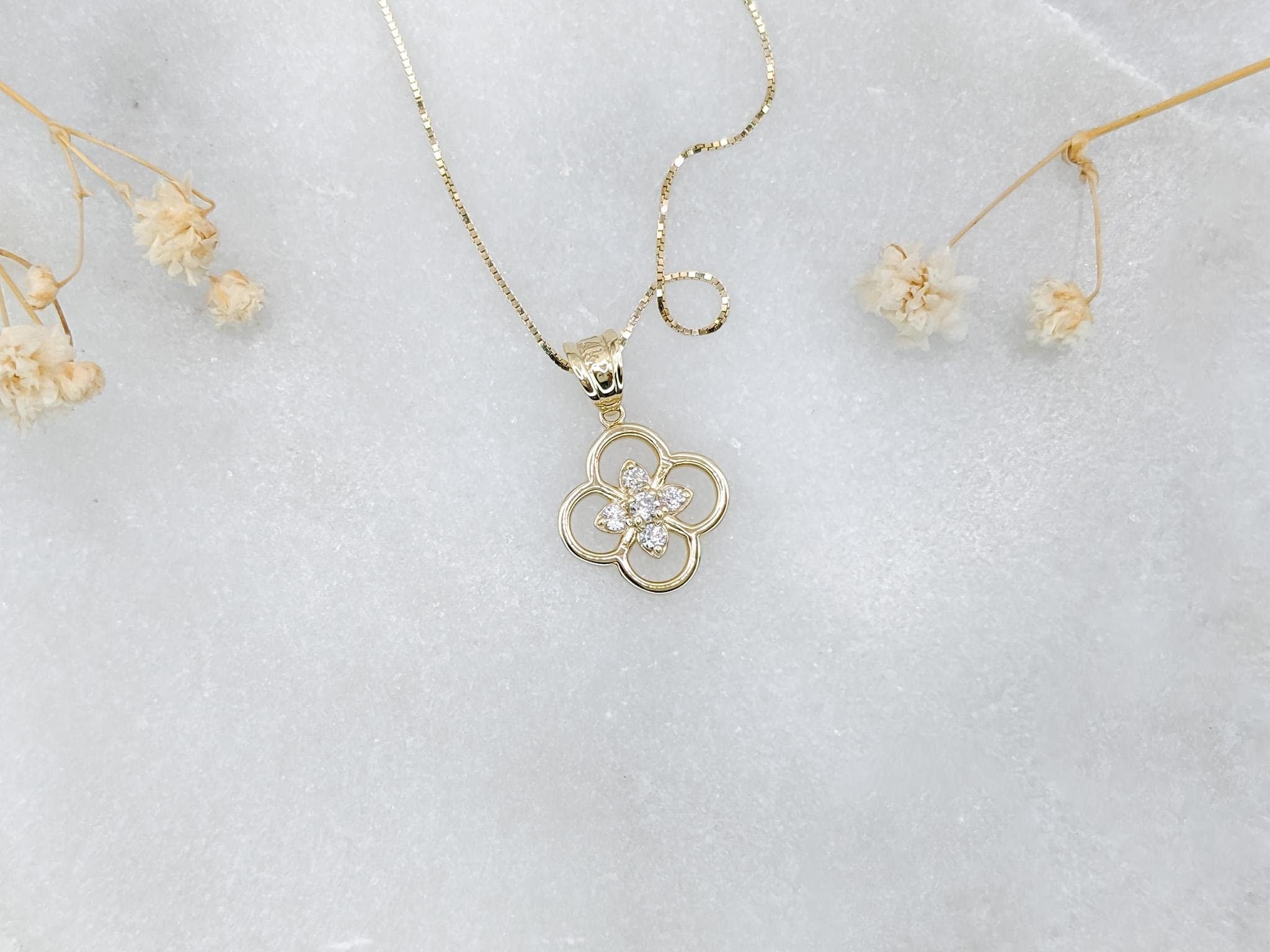 Gold Clover Pendant