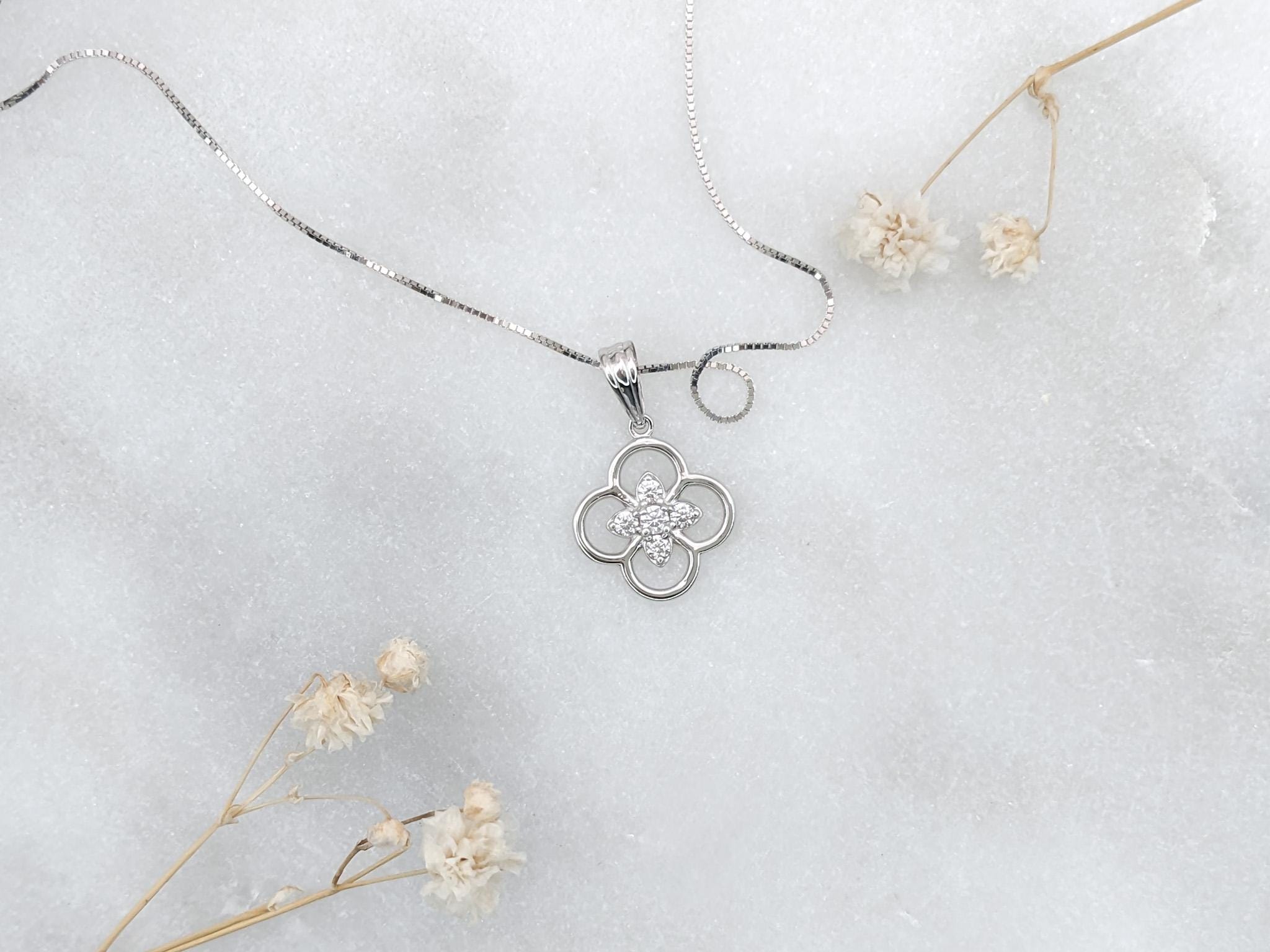 Gold Clover Pendant