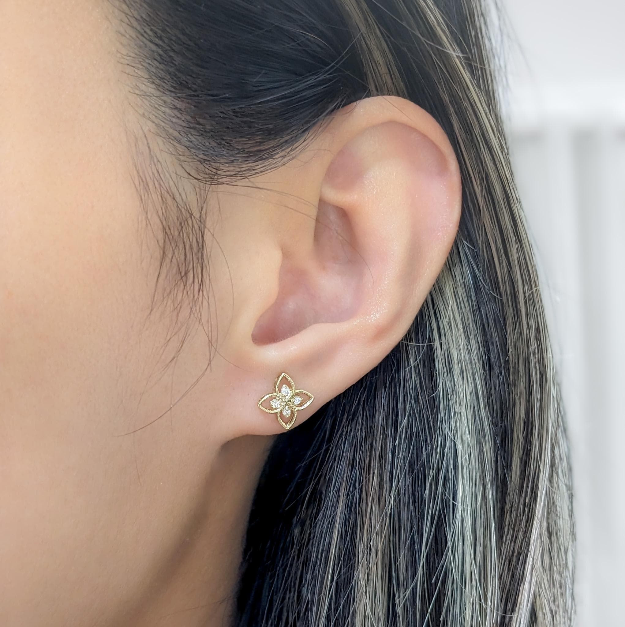 Vintage Petal Earring
