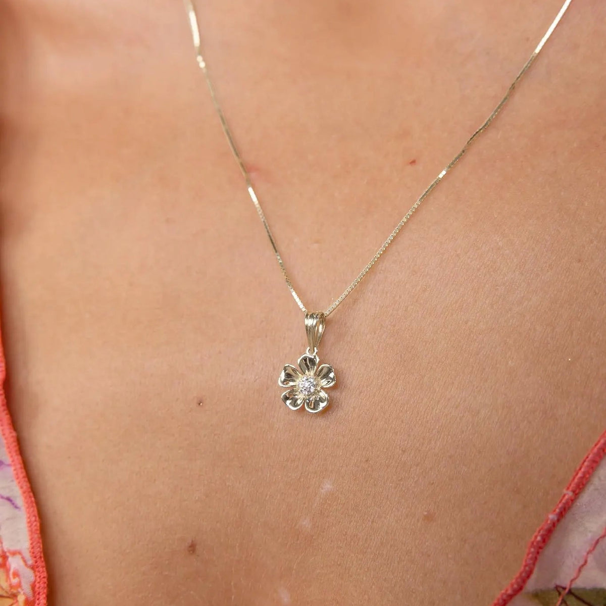 Primrose Pendant