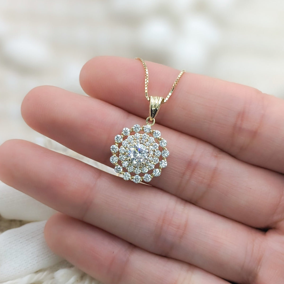 Nova Halo Pendant