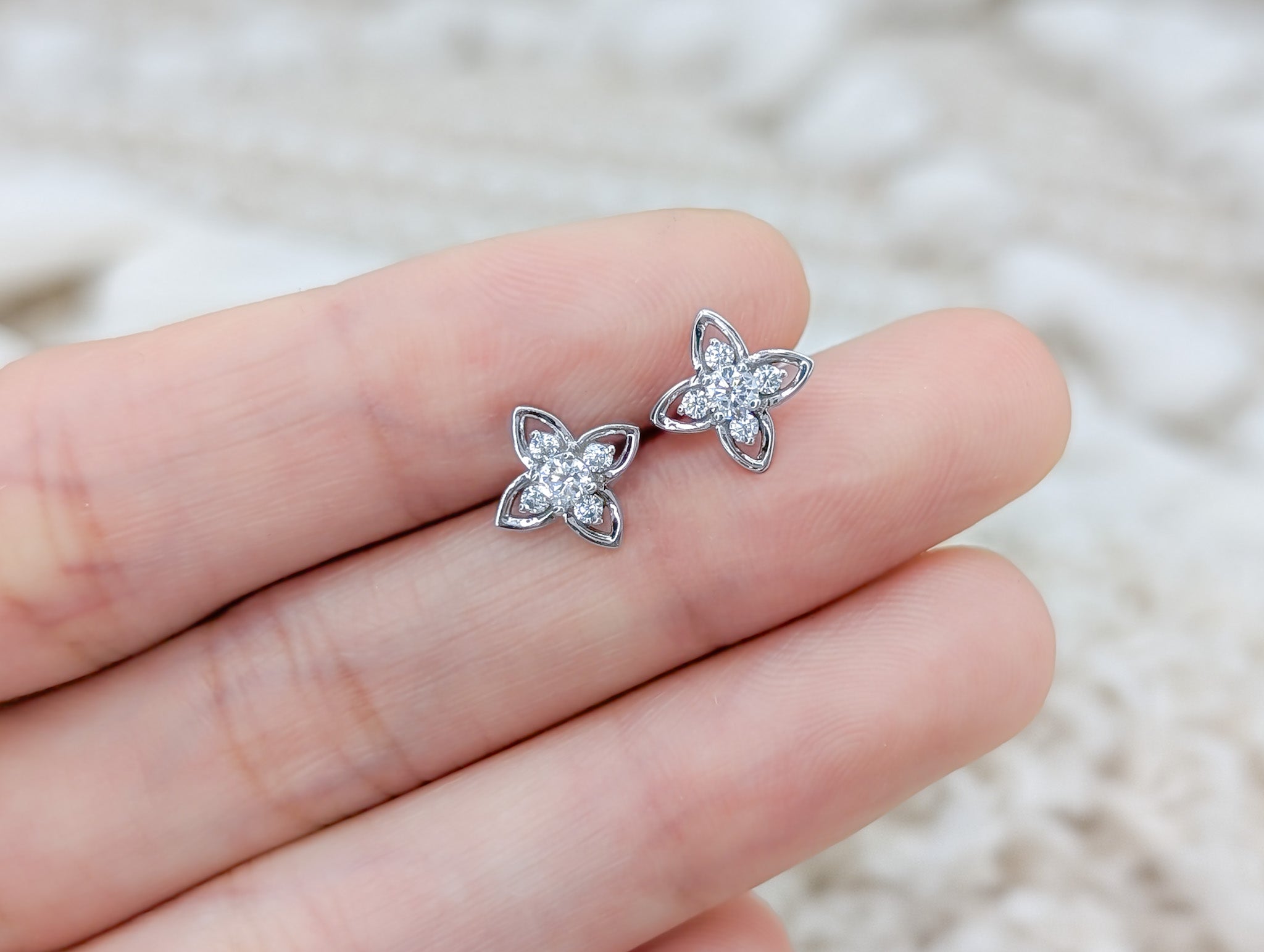 Aurora Clover Earrings