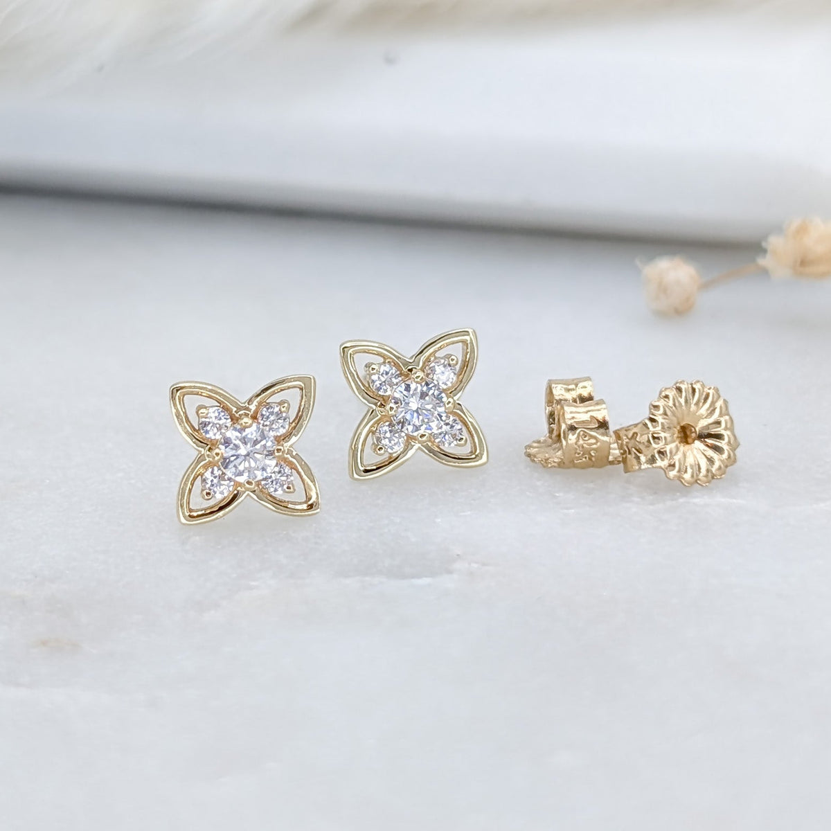 Aurora Clover Earrings