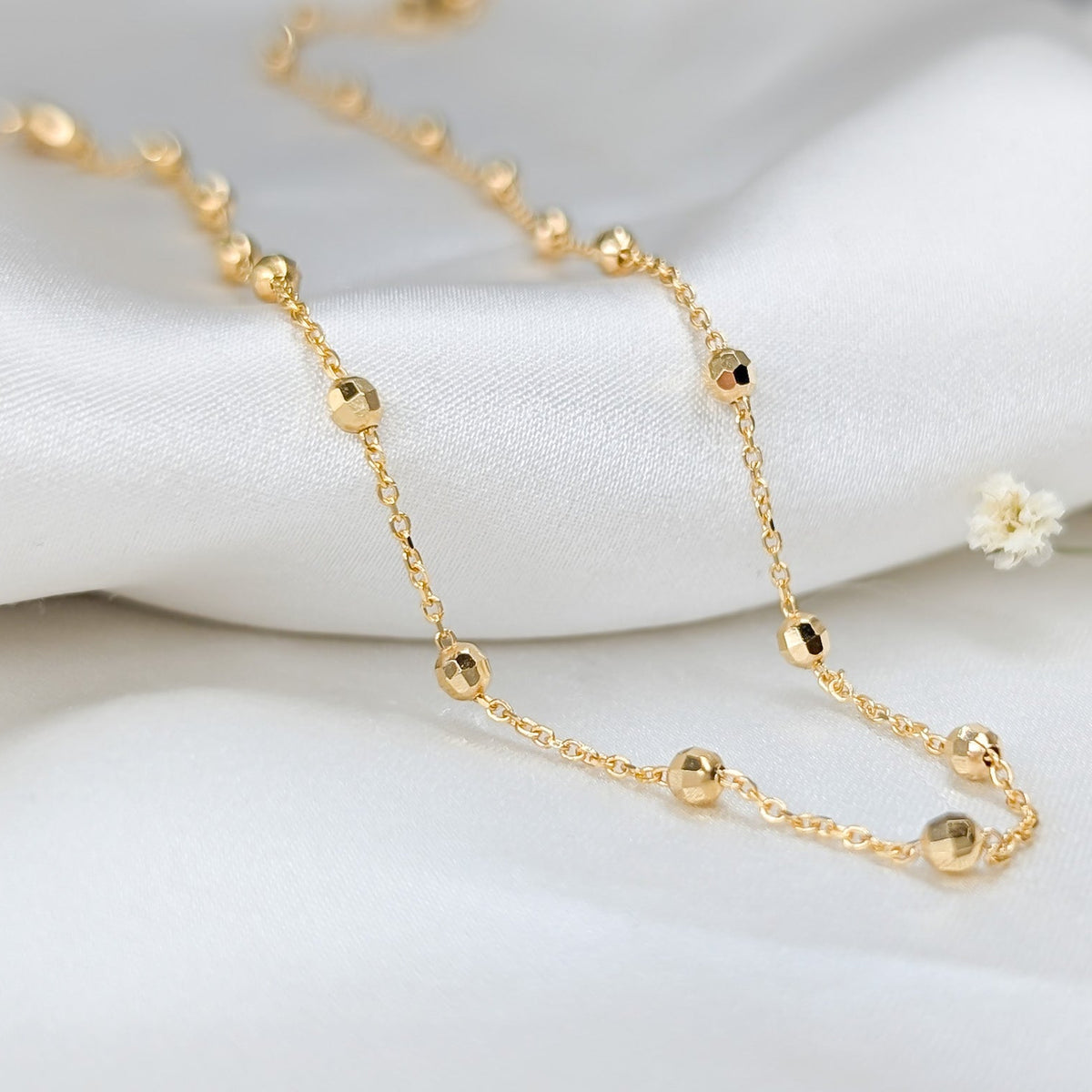 Satellite Chain Necklace