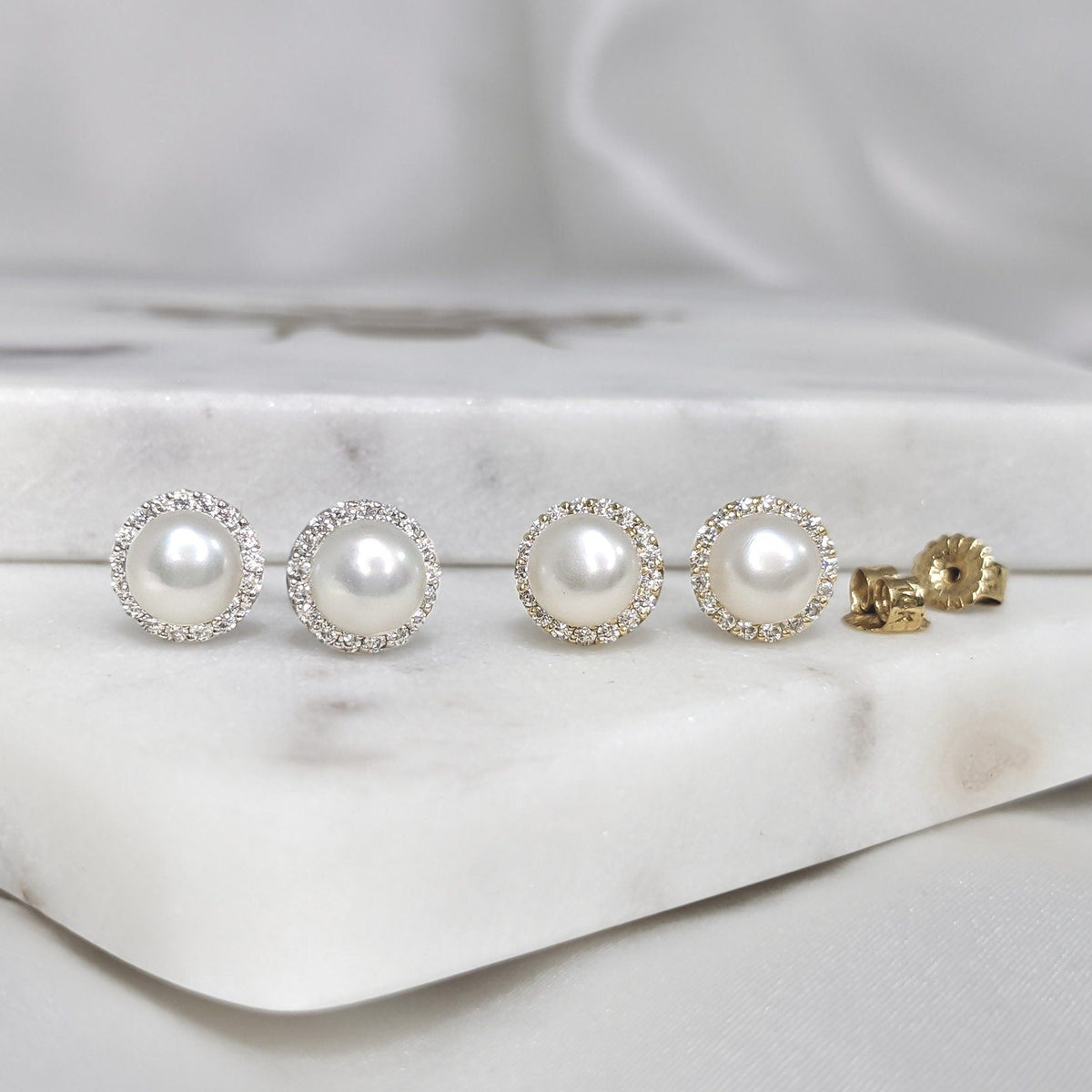Halo Pearl Earrings