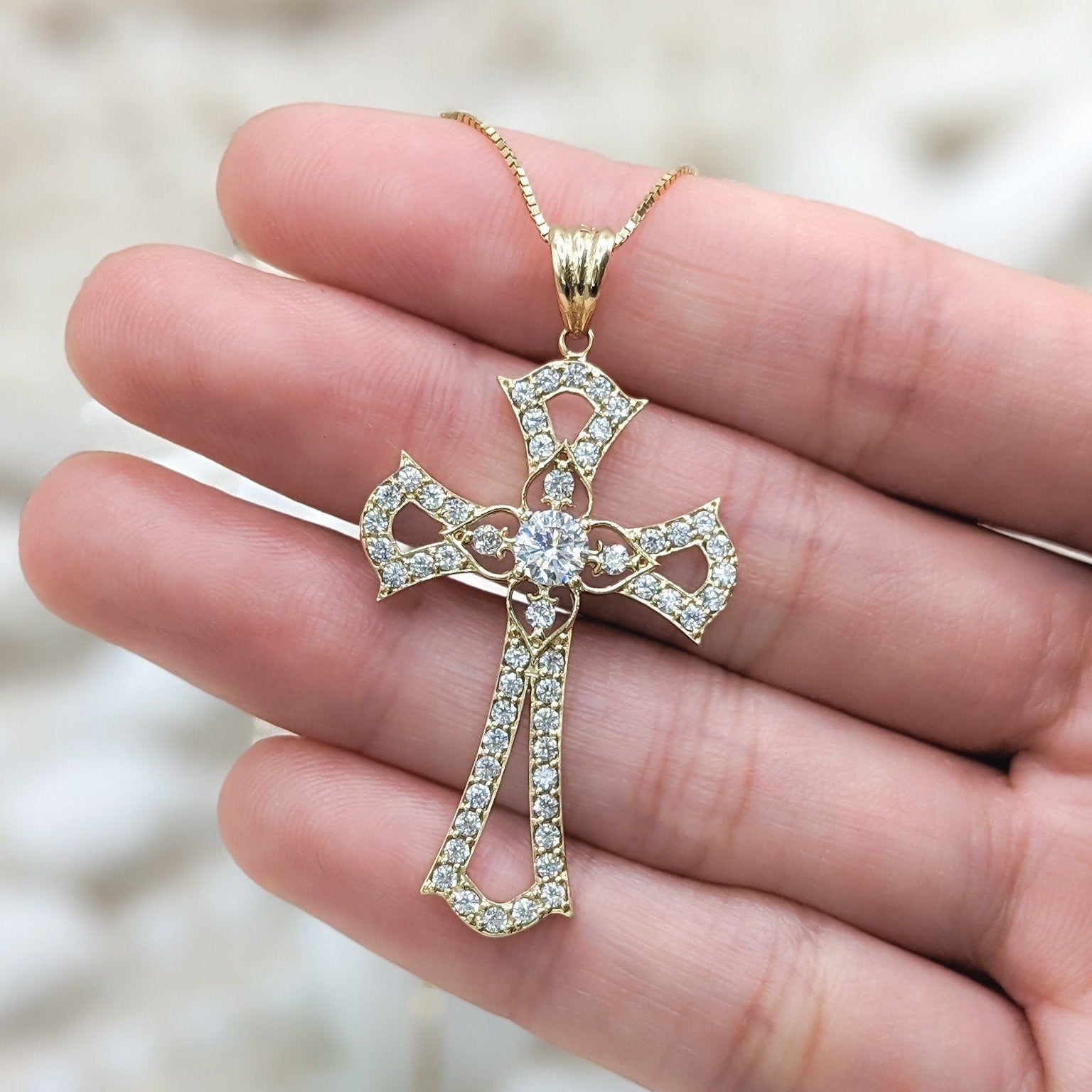 Bold Fan Cross Pendant