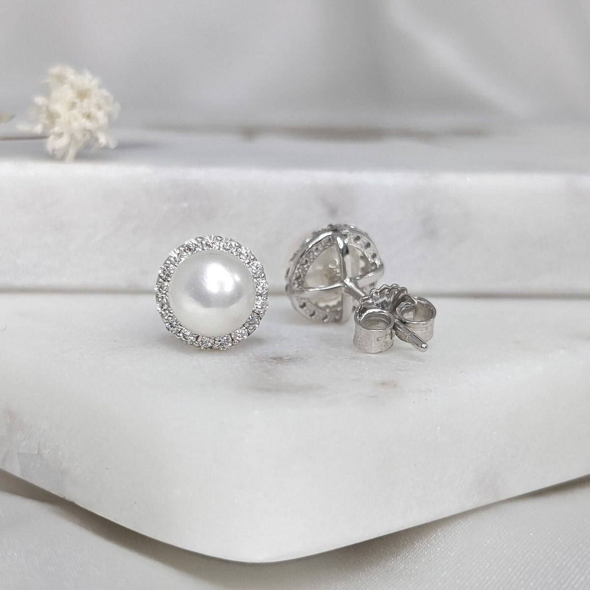 Halo Pearl Earrings