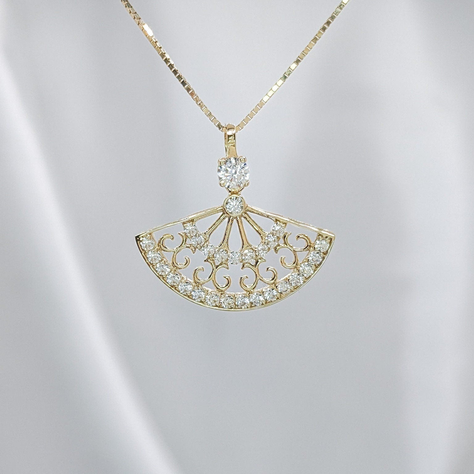 Vintage Fan Pendant