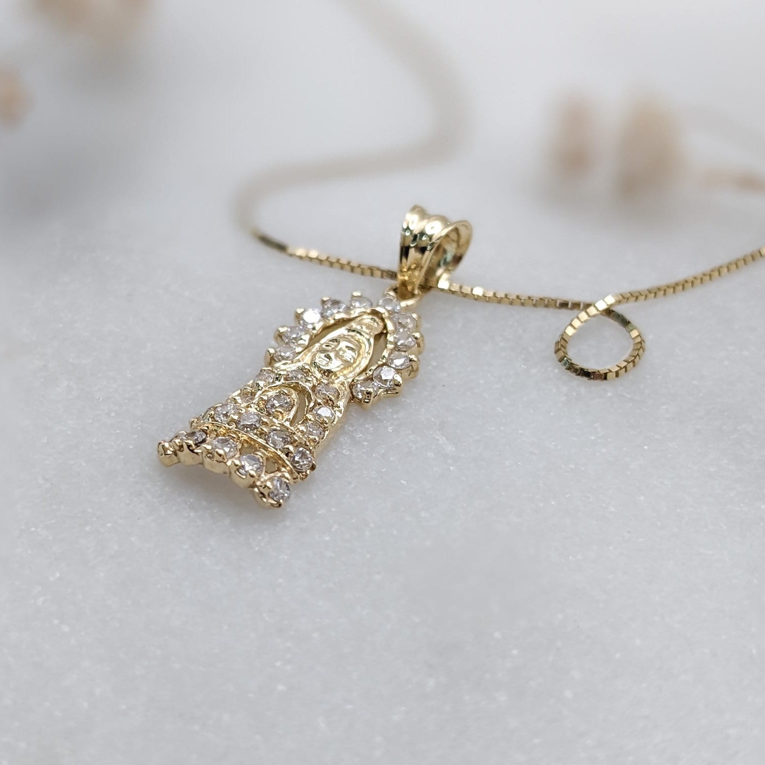 Mini Lady Buddha Pendant