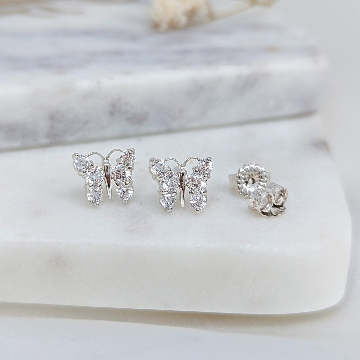 Dainty Butterfly Earring
