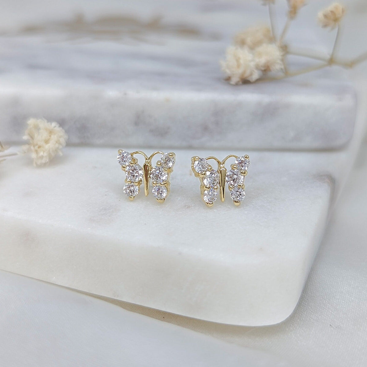 Dainty Butterfly Earring