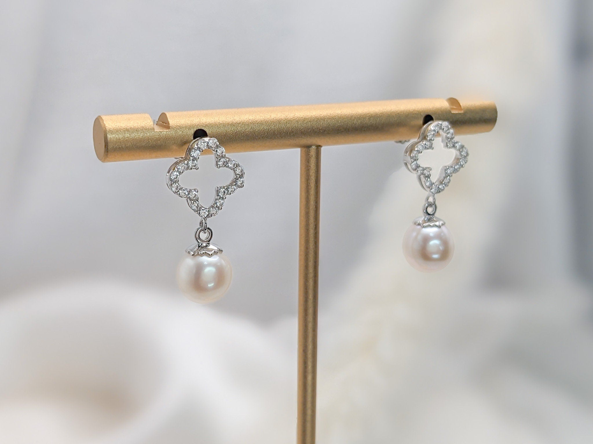 Clover Pearl Drop Earrings