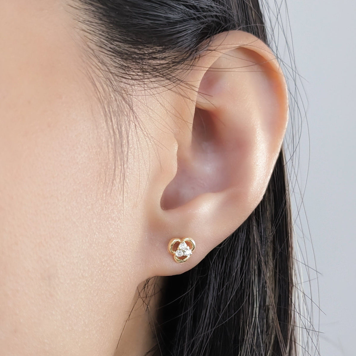 Trillium Flower Earrings