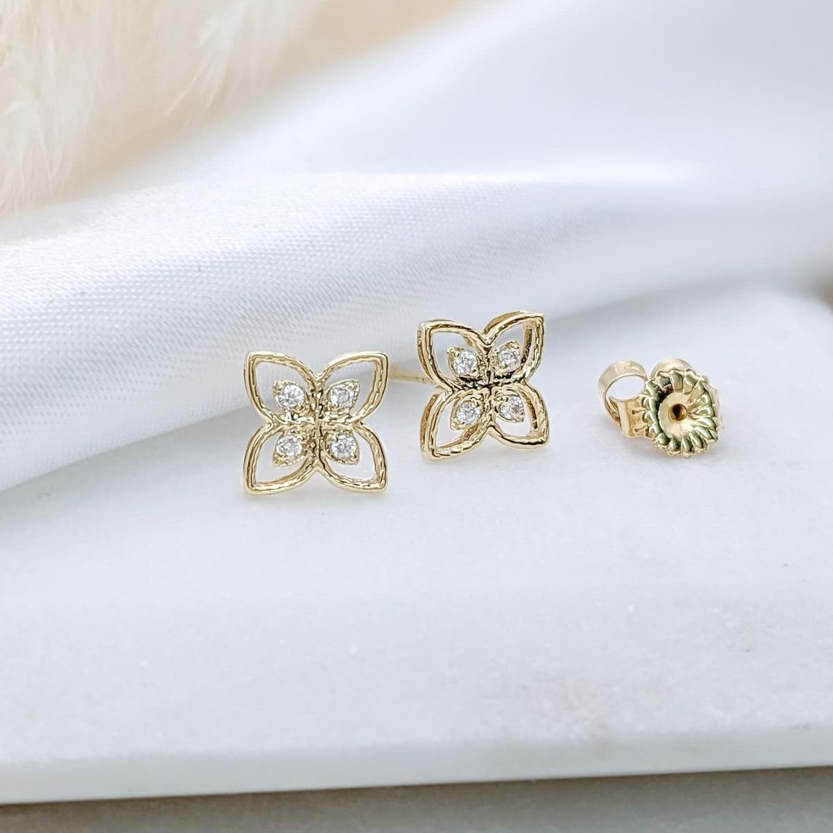 Vintage Petal Earring